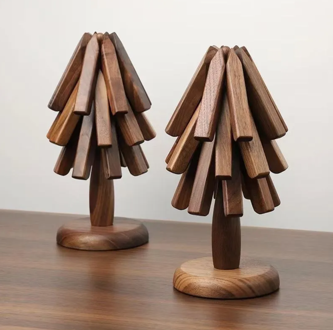 Miorvale Walnut Tree Trivet